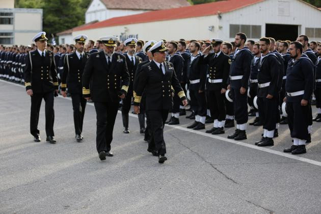 Σε κλίμα συγκίνησης η ορκωμοσία των νέων ναυτών (εικόνες)